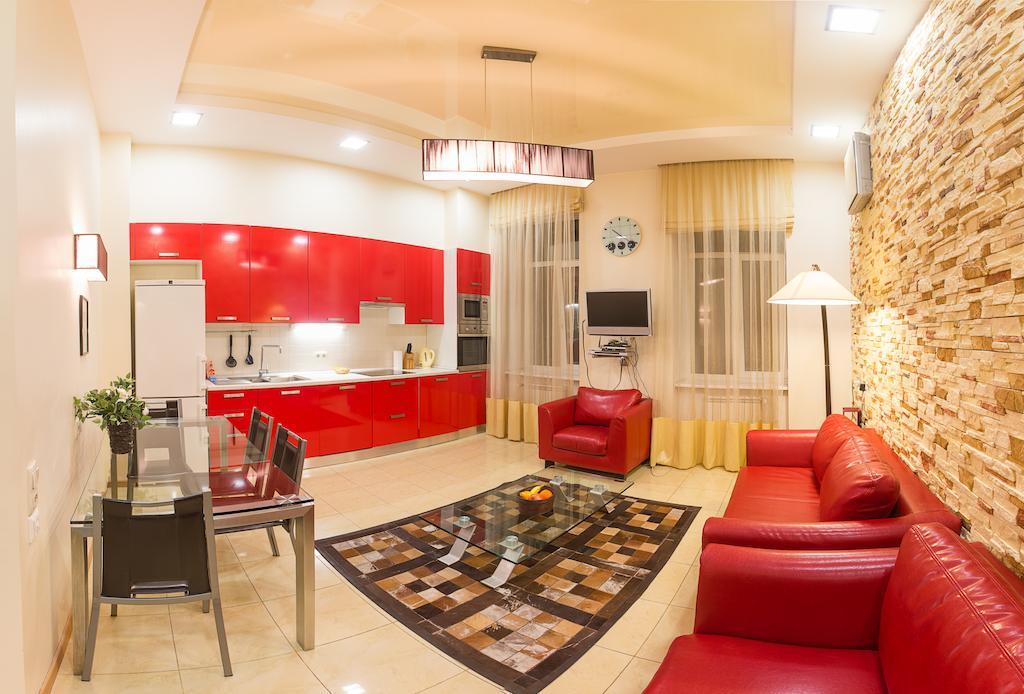 Alex Apartments Near Independence Square - Kiev Quarto foto
